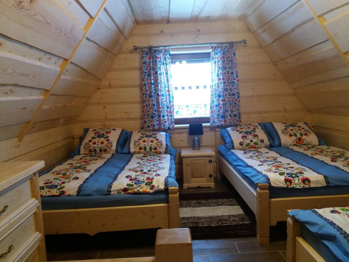 Domki Podwiatracze - Housity