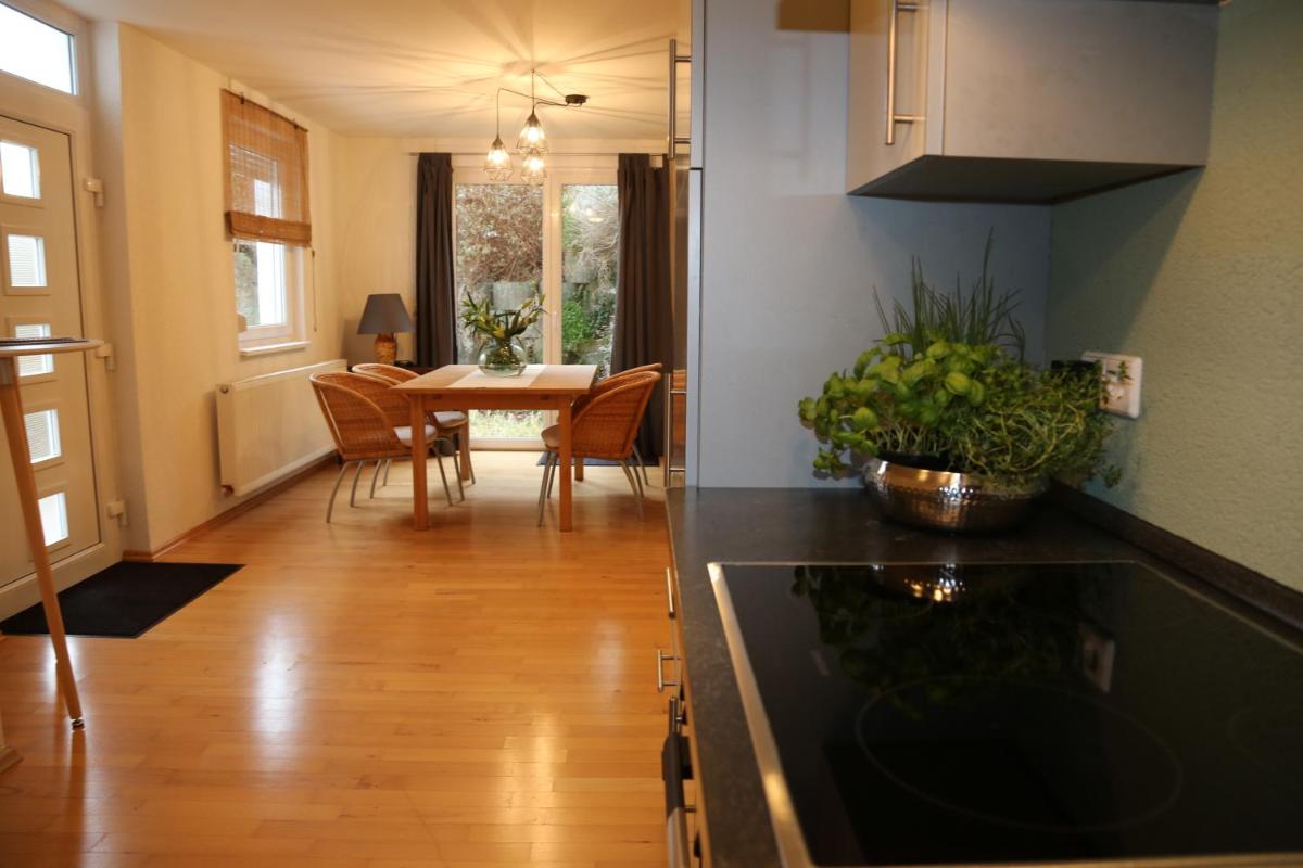 KAntryside - Housity