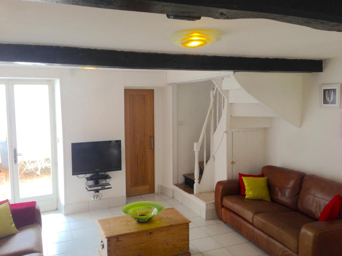 The Heart of Sainte Mere Eglise - Housity