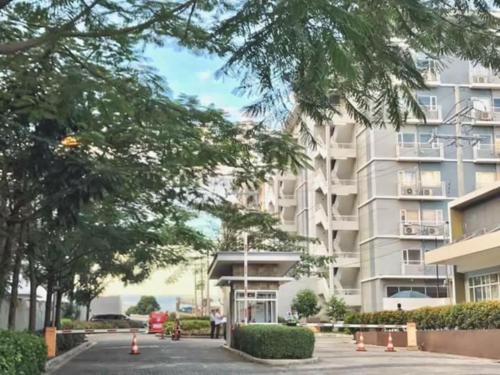 The Treehouse B @ Trees Residences - Housity