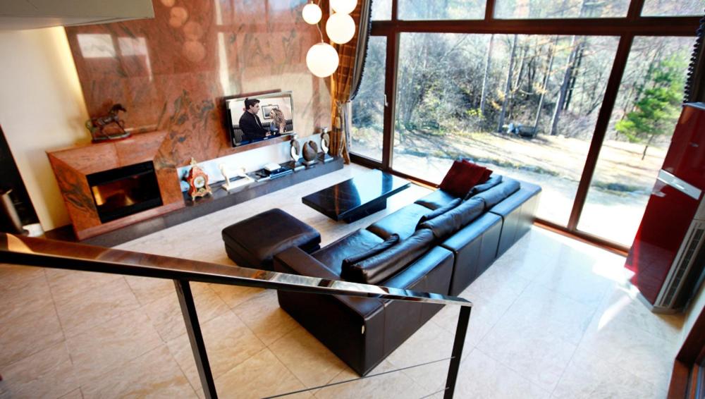 Hugel Heim Pension - Housity