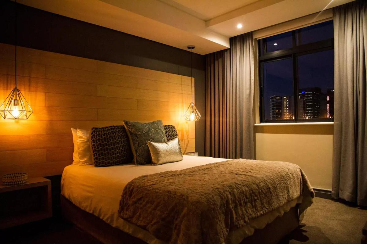 Designer Apartment - Housity