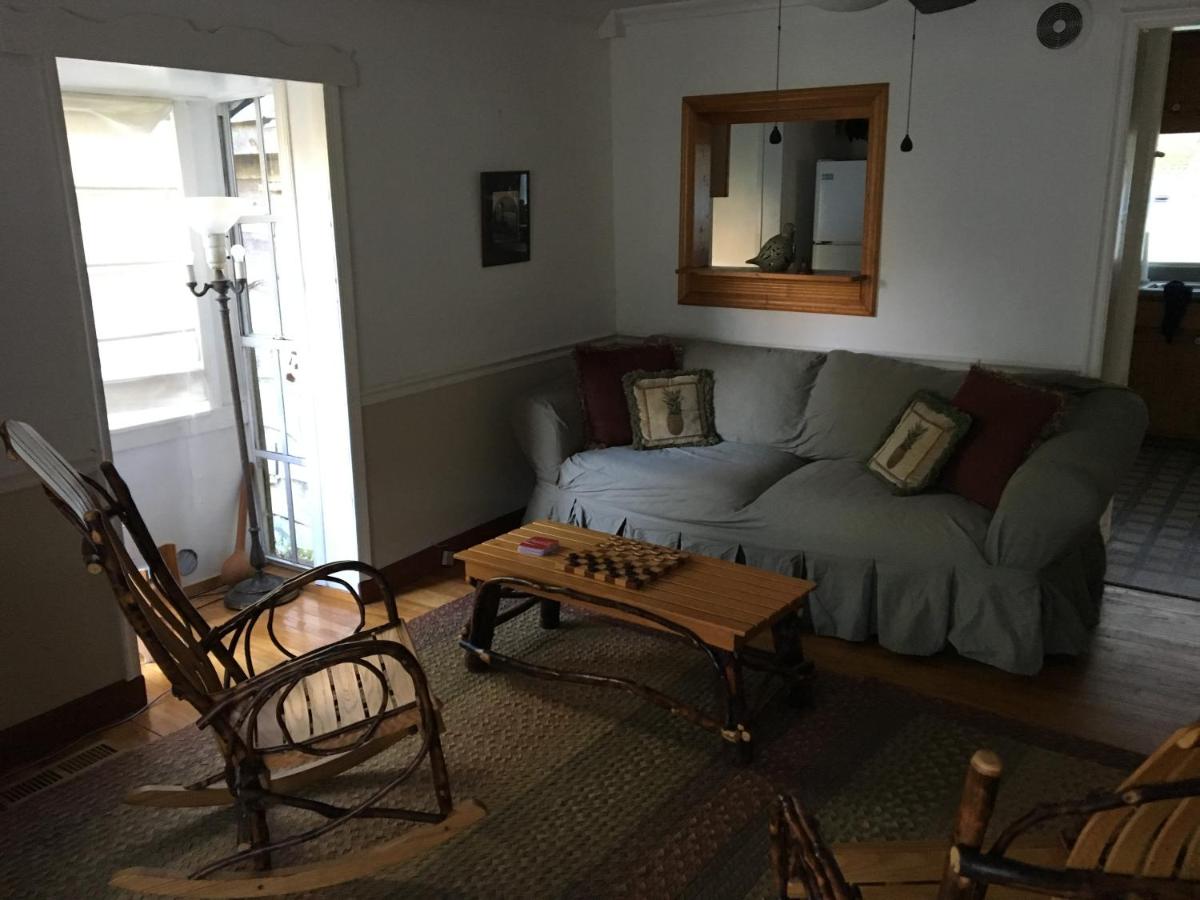 Rushing Stone Cottage - Housity