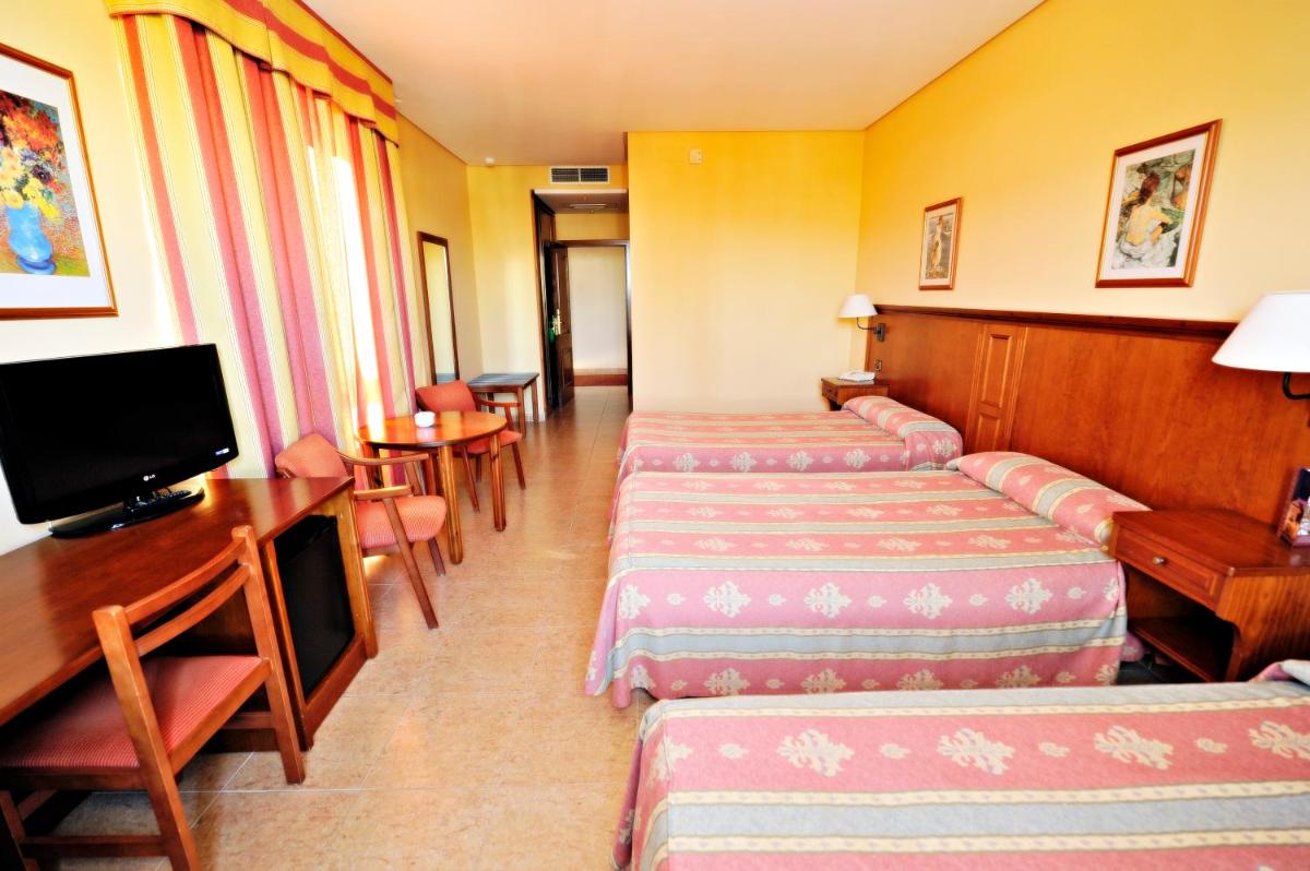 Hotel Lozano - Housity