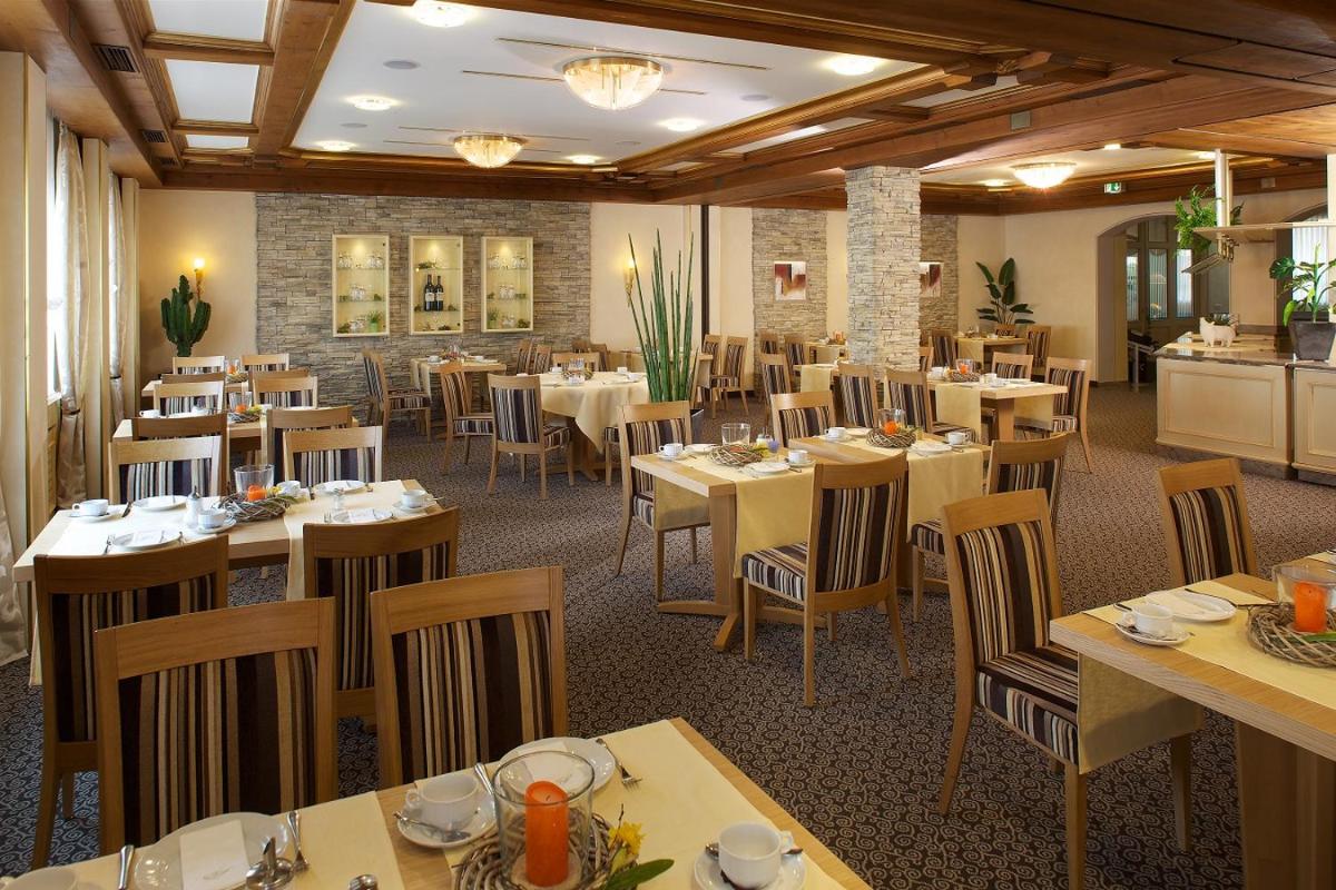 Ringhotel Winzerhof - Housity