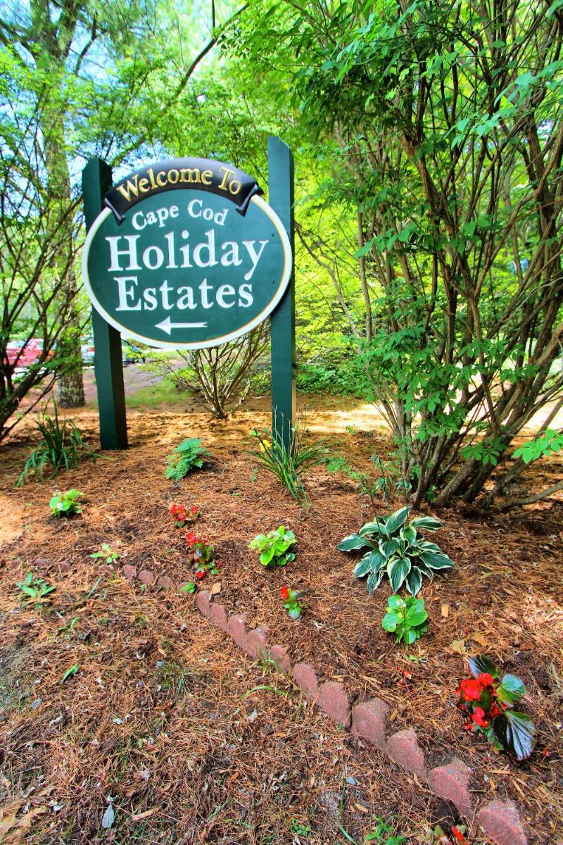 Cape Cod Holiday Estates - Housity