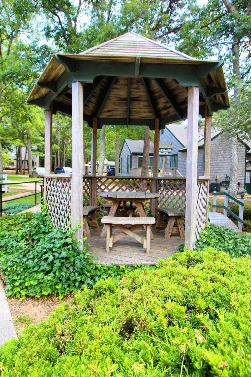 Cape Cod Holiday Estates - Housity