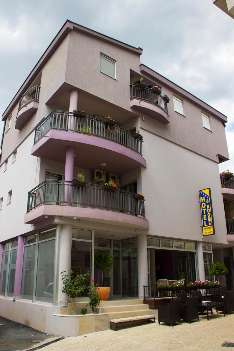 Hotel & Rooms Lombrelle - Housity