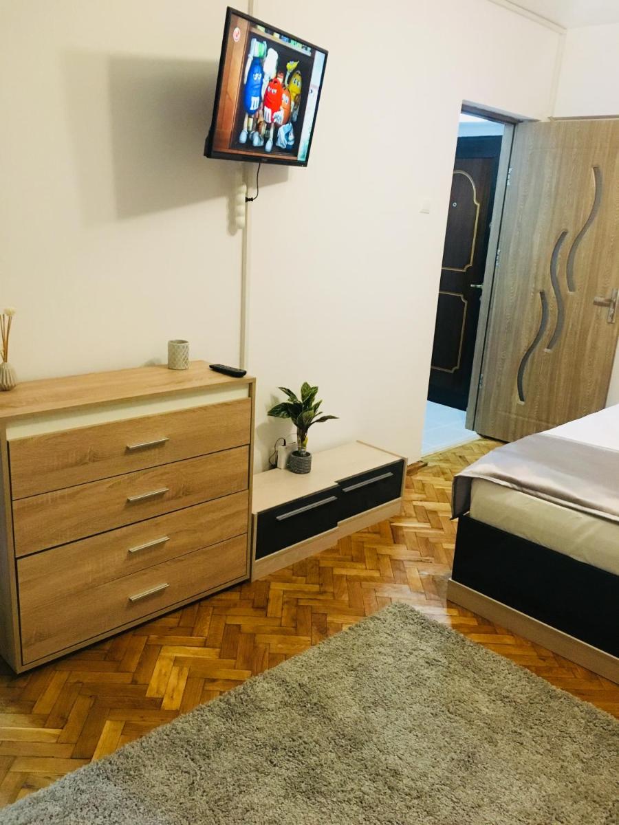 Ultracentral Studio - Housity