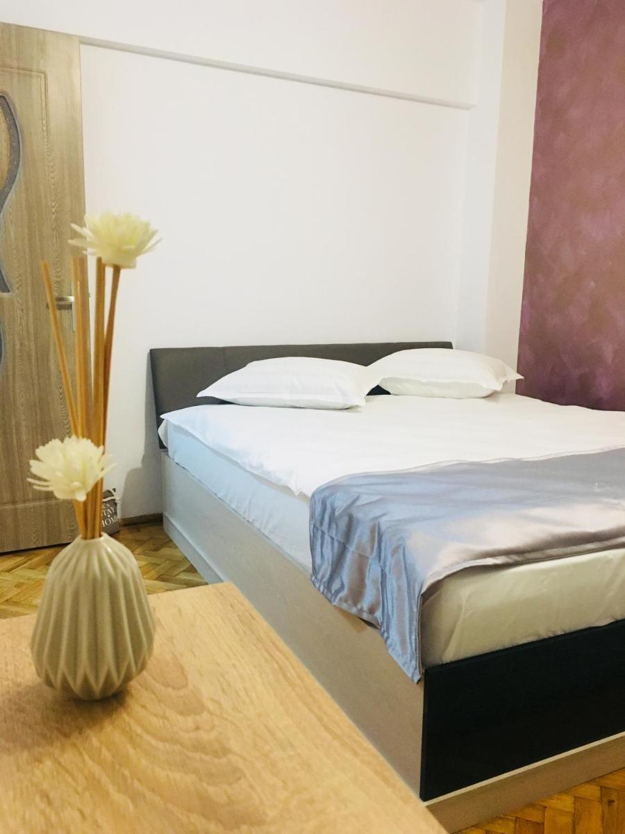 Ultracentral Studio - Housity