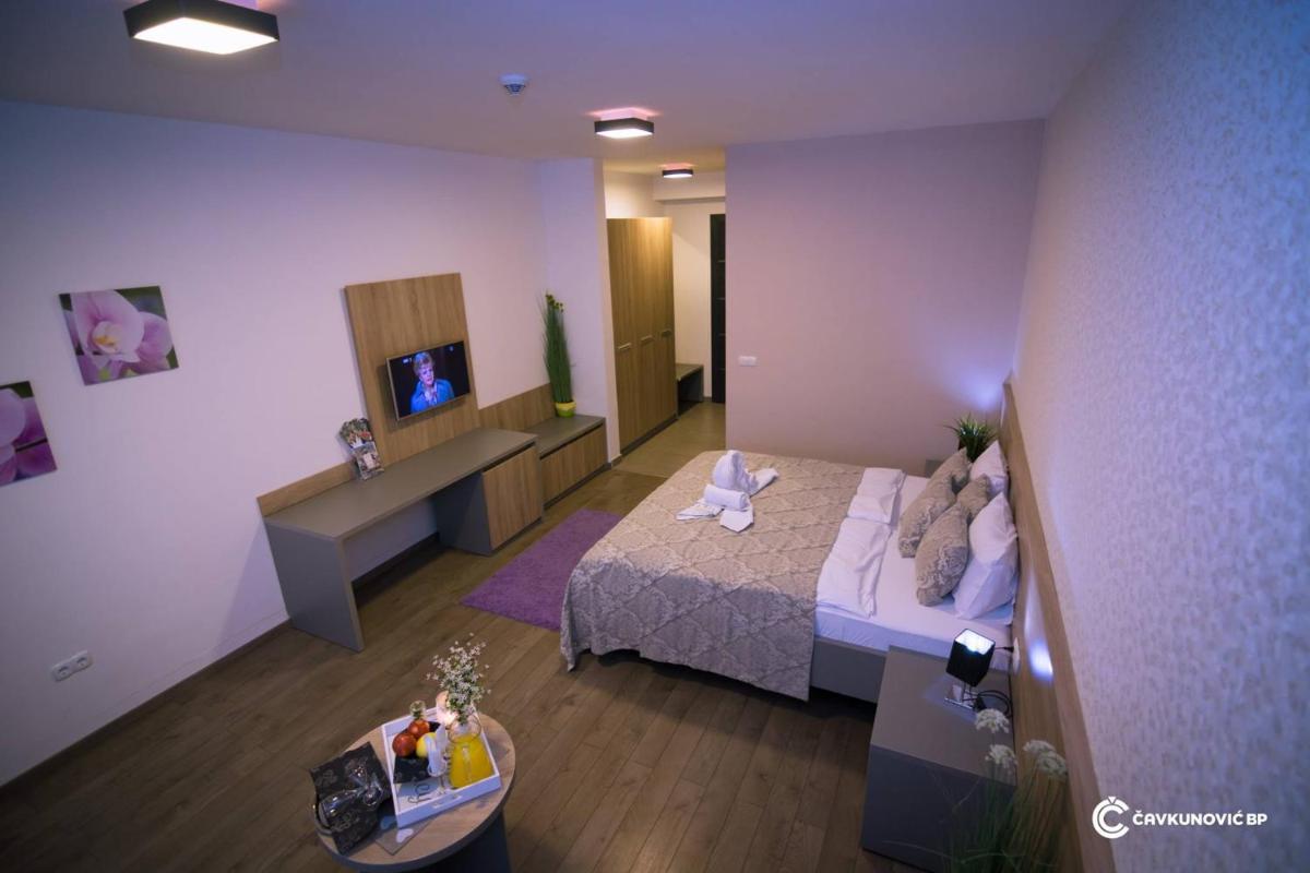 Motel Kamenica - Housity