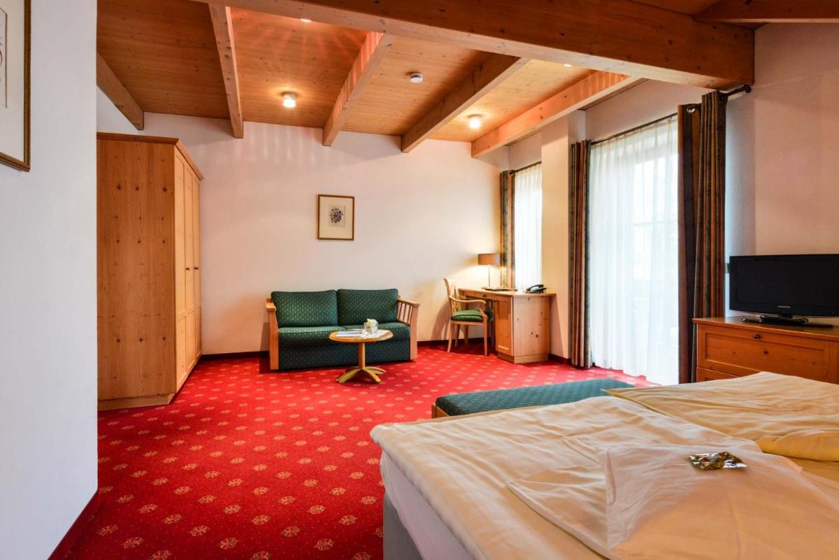 Landhotel Huber am See - Housity