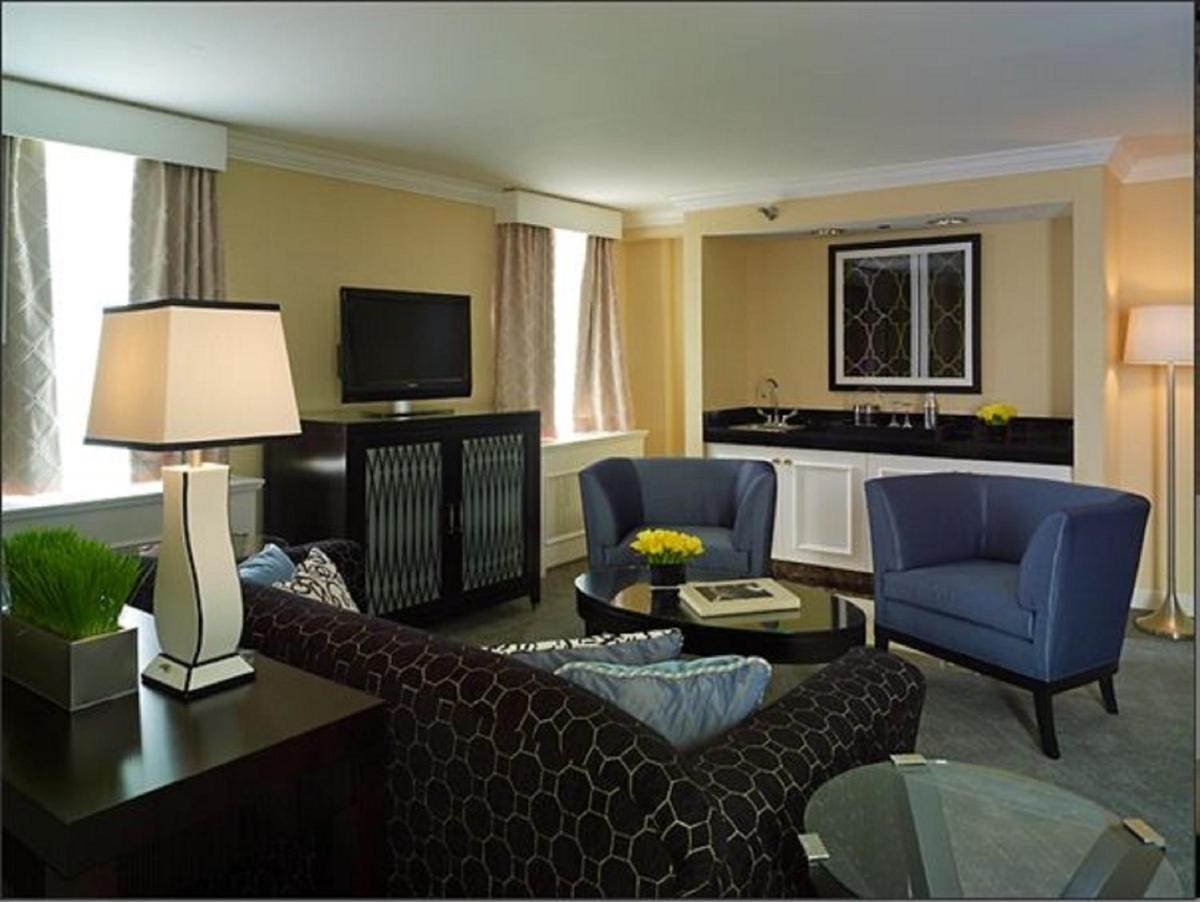 Warwick Allerton Chicago - Housity