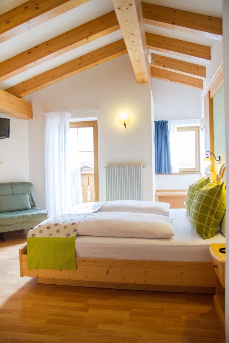 Hotel Genzianella - Housity