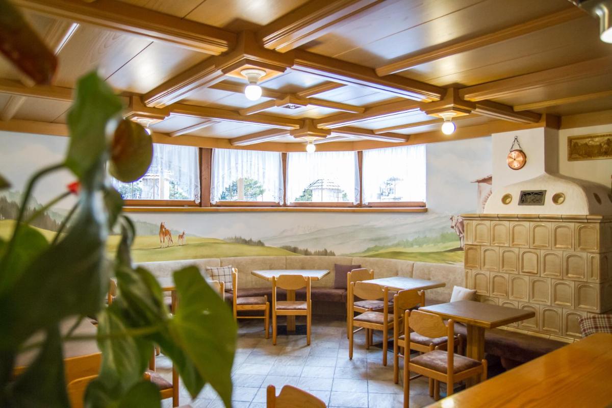 Hotel Genzianella - Housity