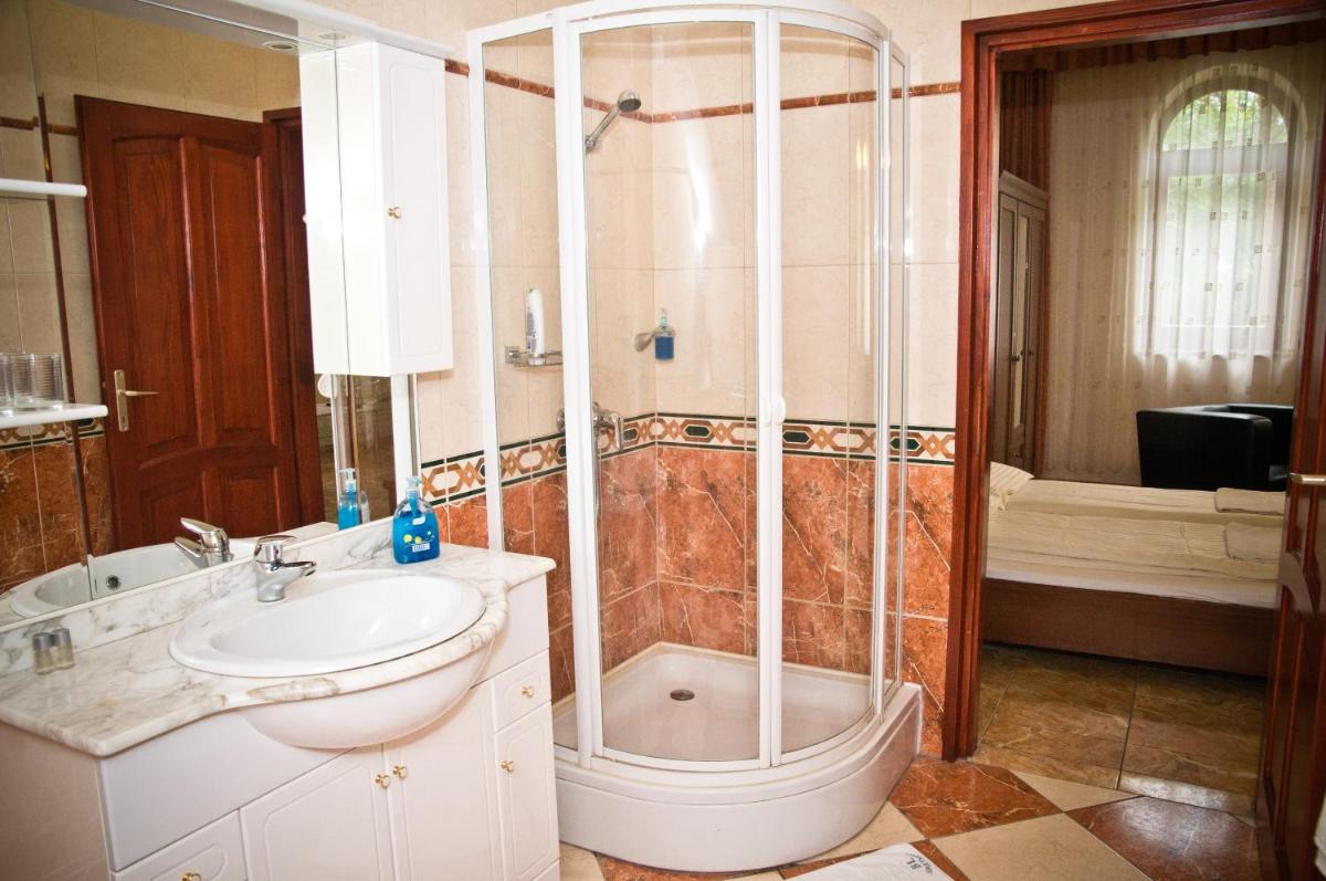 BL Luxus Apartman - Housity