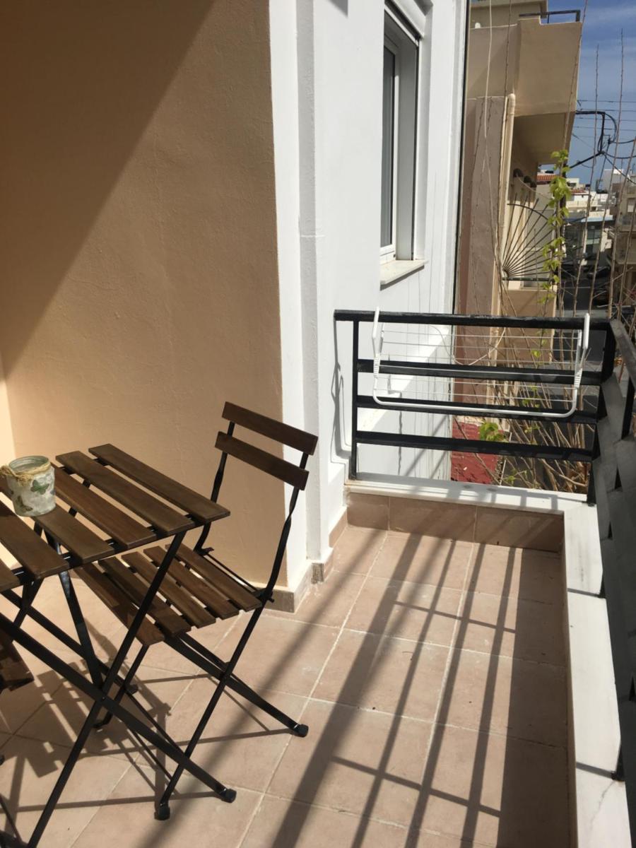 Central Luxury Apartment - Housity