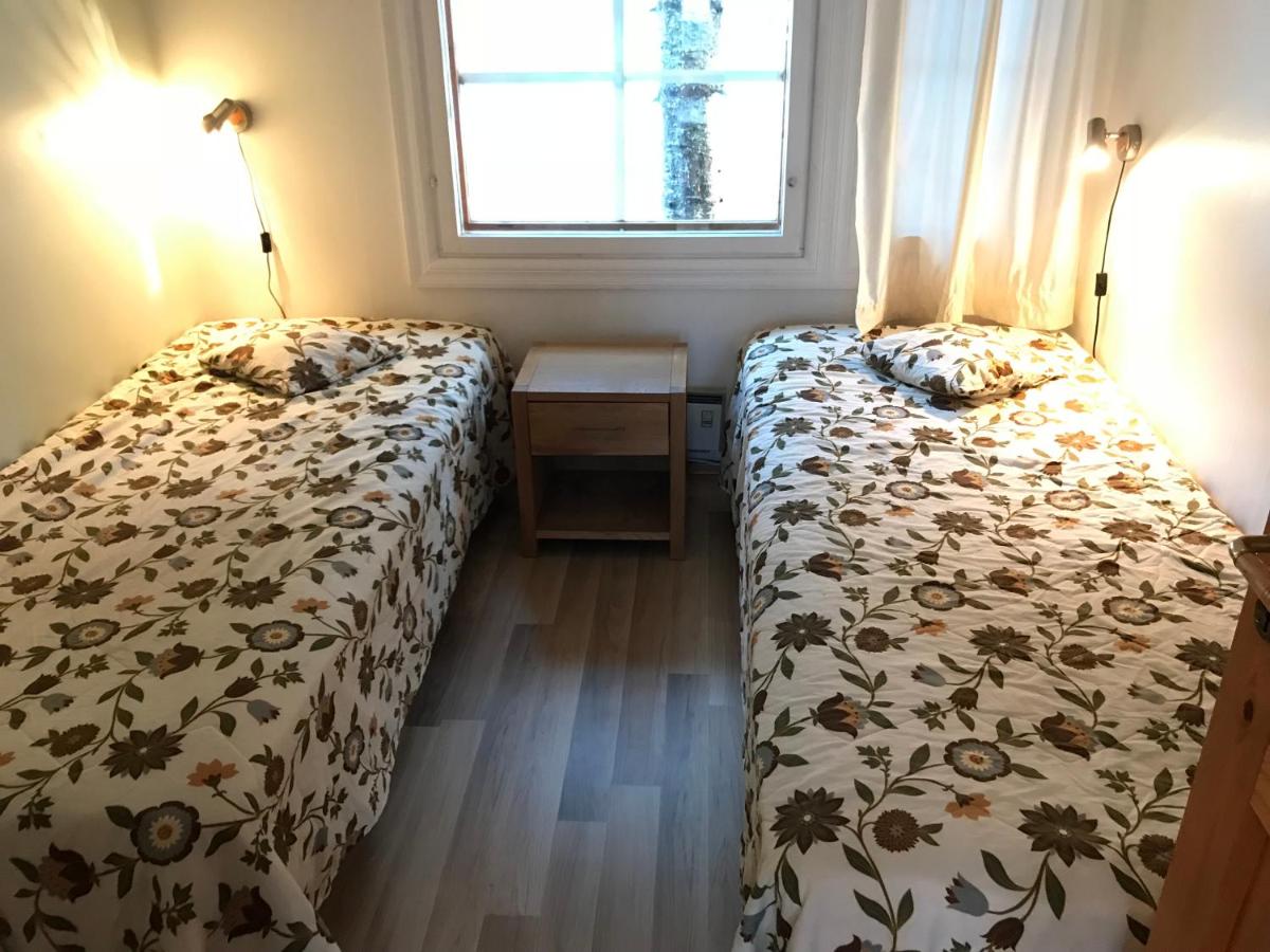 Tervakosken Tervaniemi hirsimökki & oma sauna - Housity