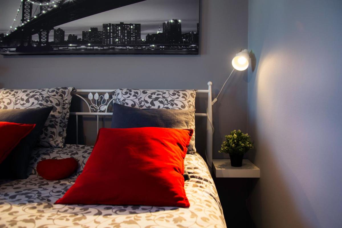 'Romeo & Juliet' Cozy Apartment With Breathtaking View - Housity
