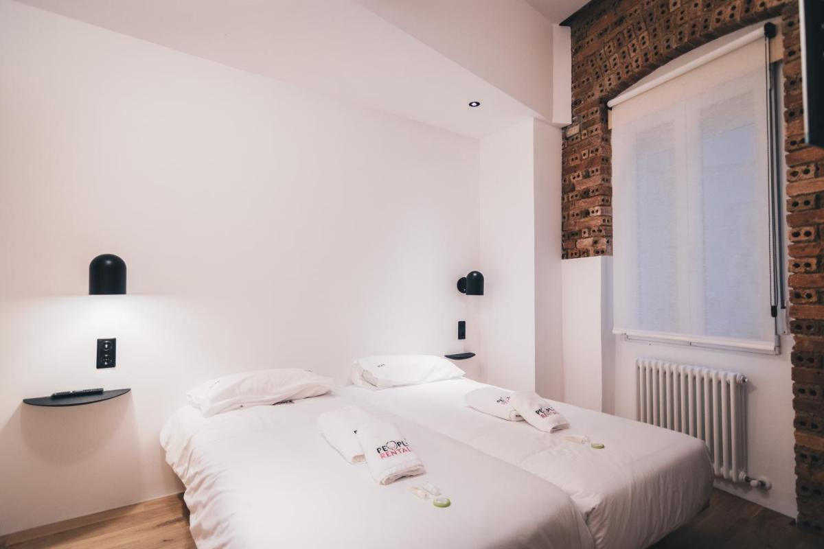 Moyua Apartment by People Rentals - Housity