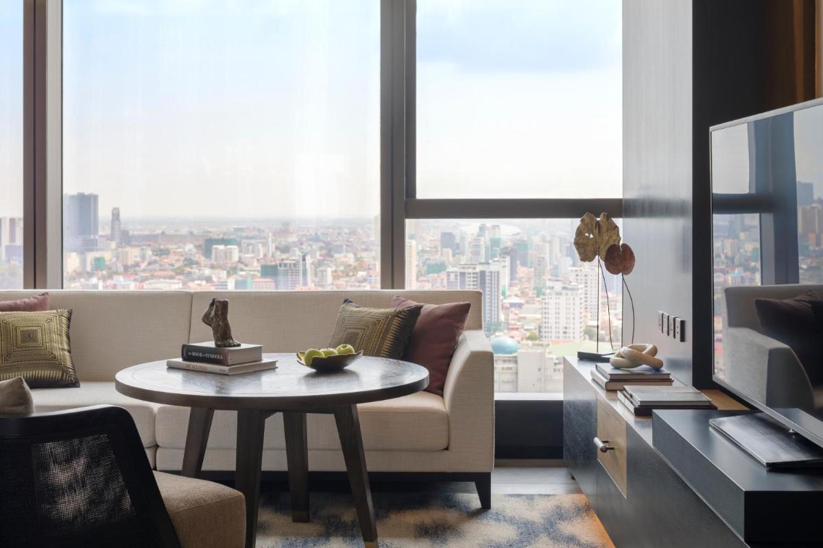 Suitetrails - Rosewood Phnom Penh