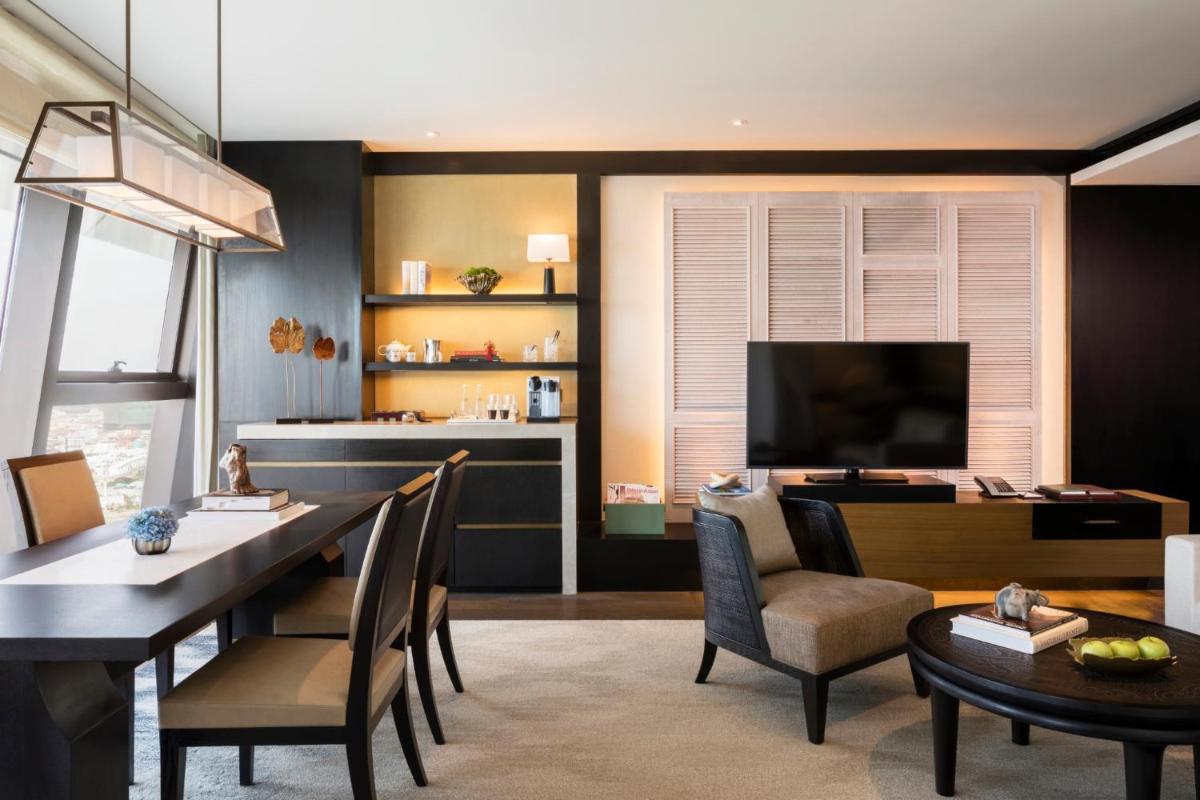 Suitetrails - Rosewood Phnom Penh
