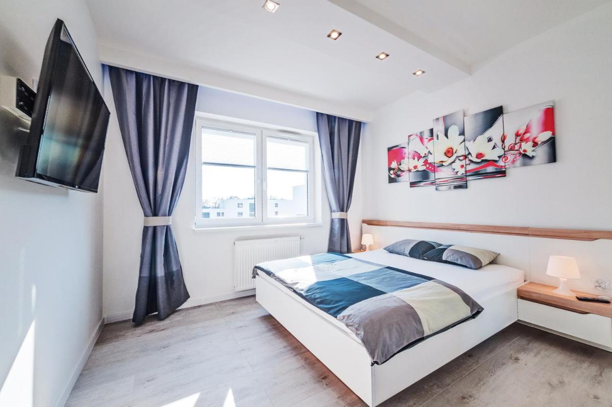 WHITE APARTMENT HAWELA?SKA - Housity