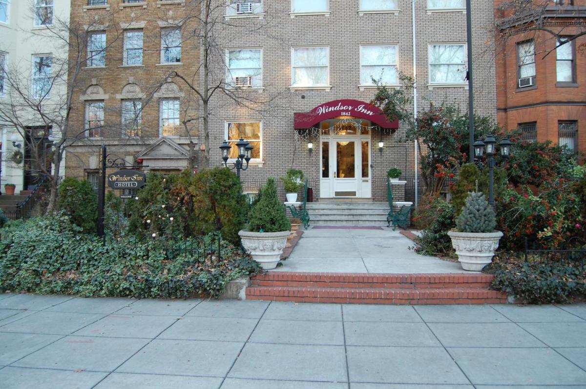 Windsor Inn Hotel - Housity