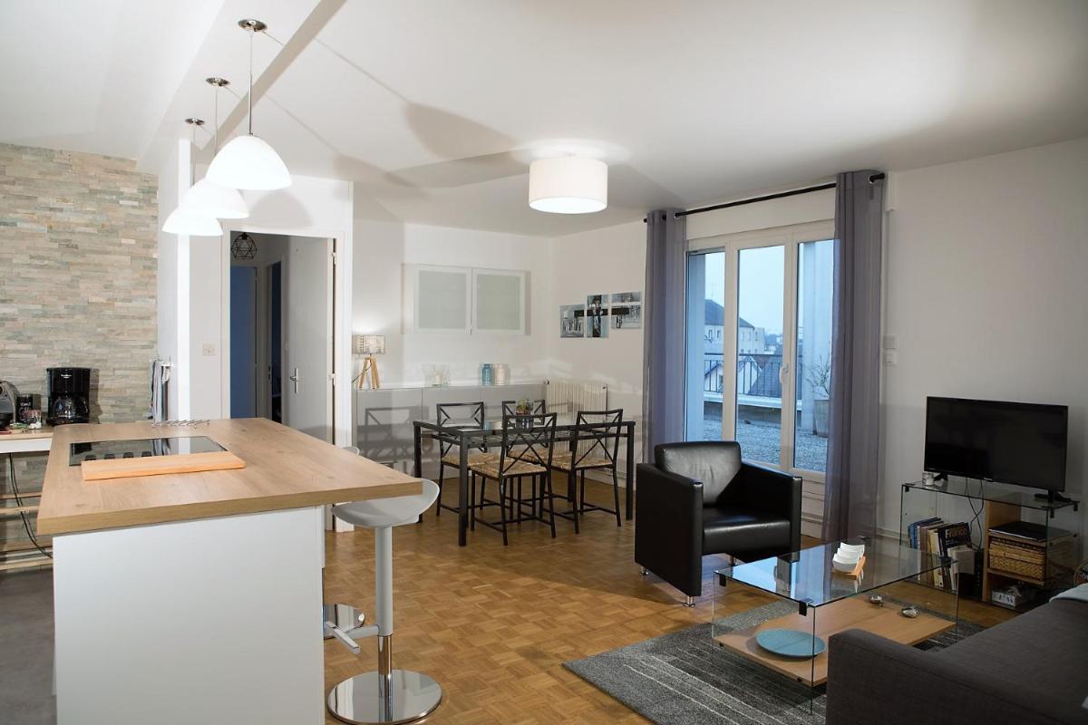 Gite Bons Amis - Housity