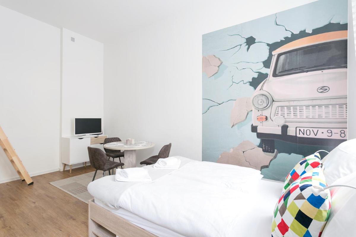 Suitetrails - Studio Apartment for 3