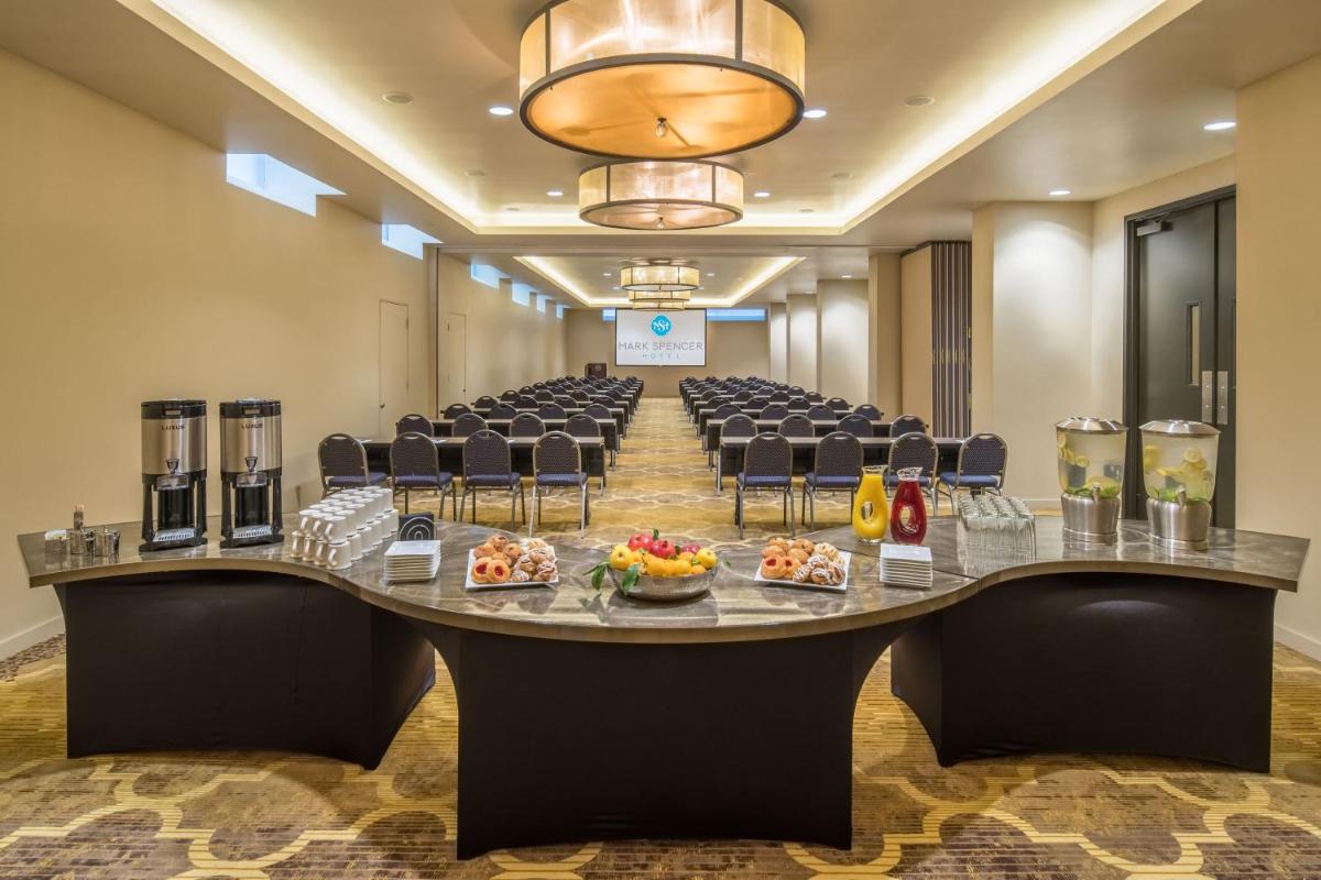 The Mark Spencer Hotel - Hizvo