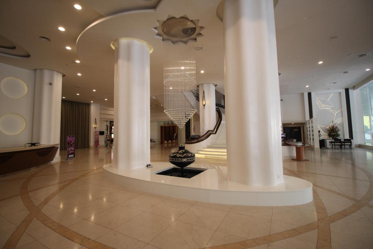 Grand Riverview Hotel - Hizvo