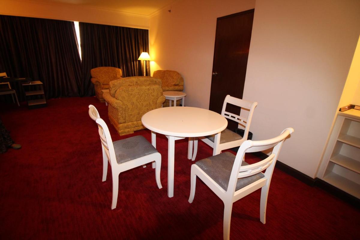 Suitetrails - Grand Riverview Hotel