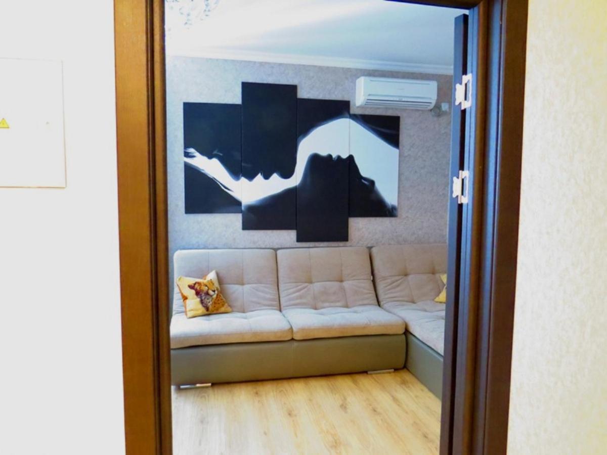 Apartment on Svobodu ave - Housity
