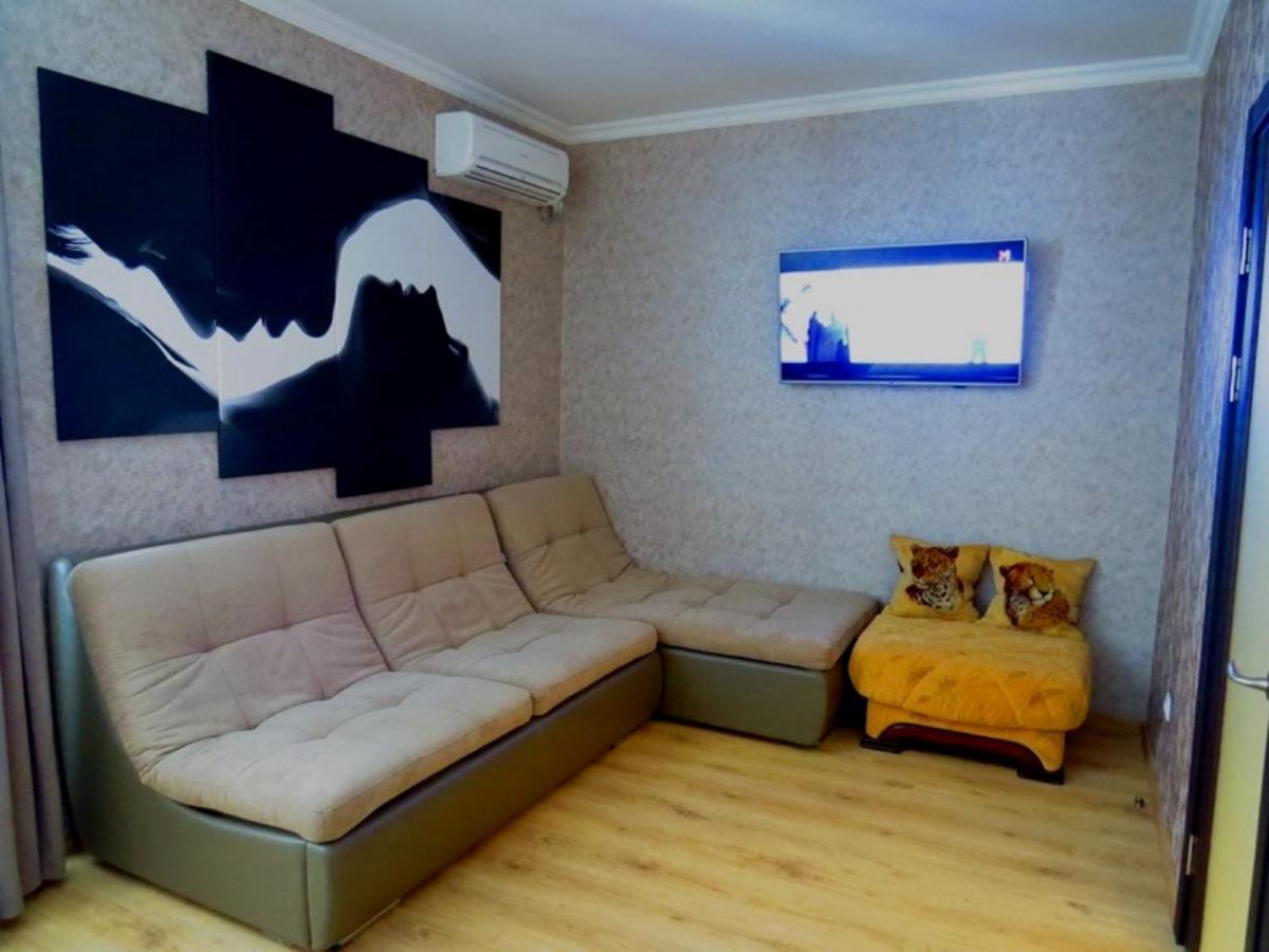 Apartment on Svobodu ave - Housity