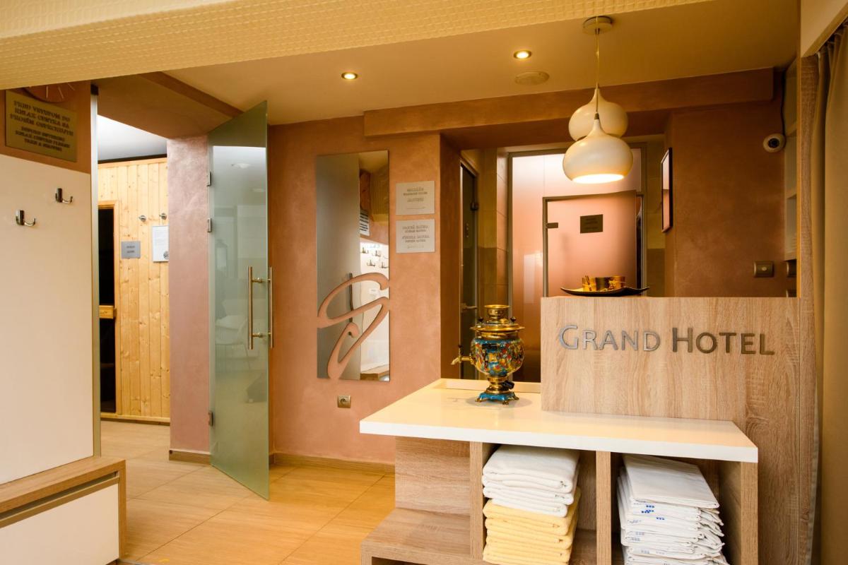 Grand Hotel Trenčin - Housity