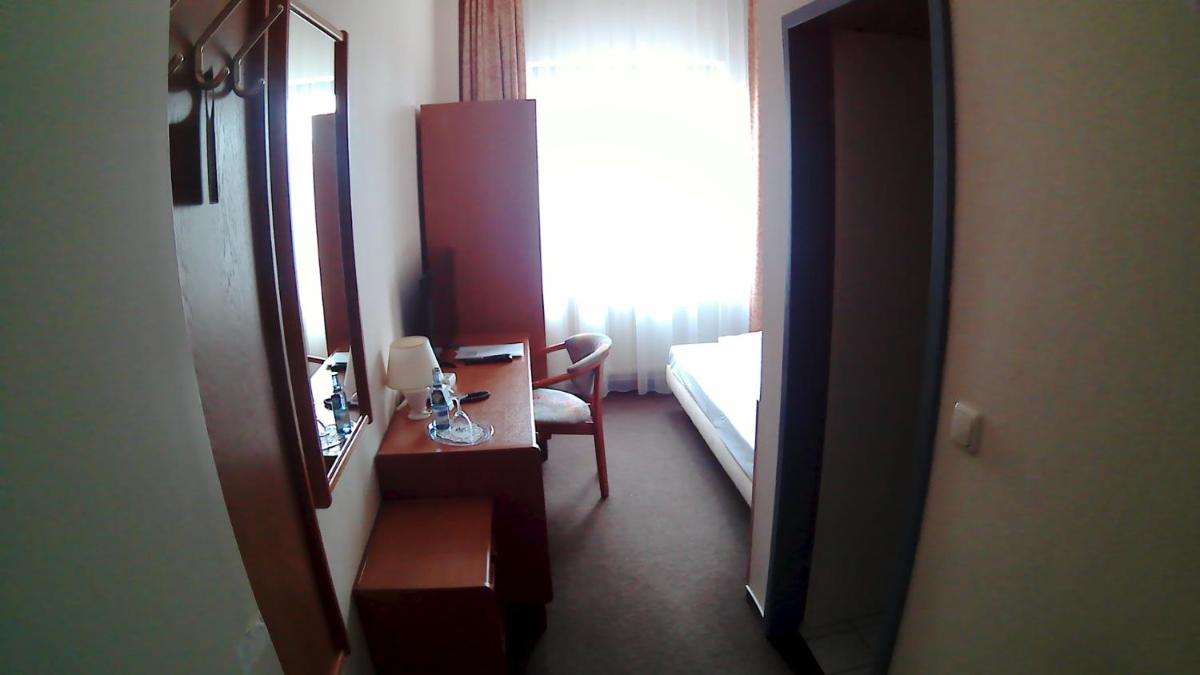 Hotel Christinenhof garni - Bed & Breakfast - Housity