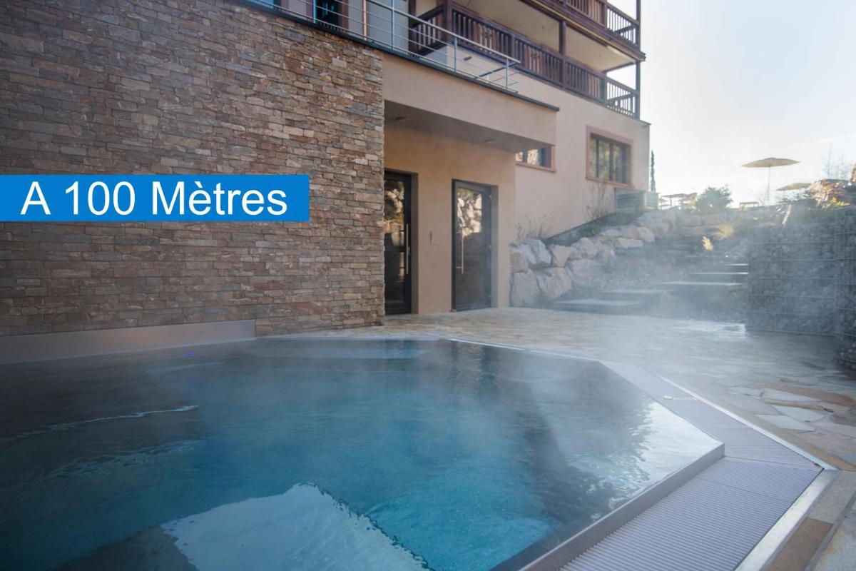 Piscine de l'établissement Résidence des Châteaux ou située à proximité