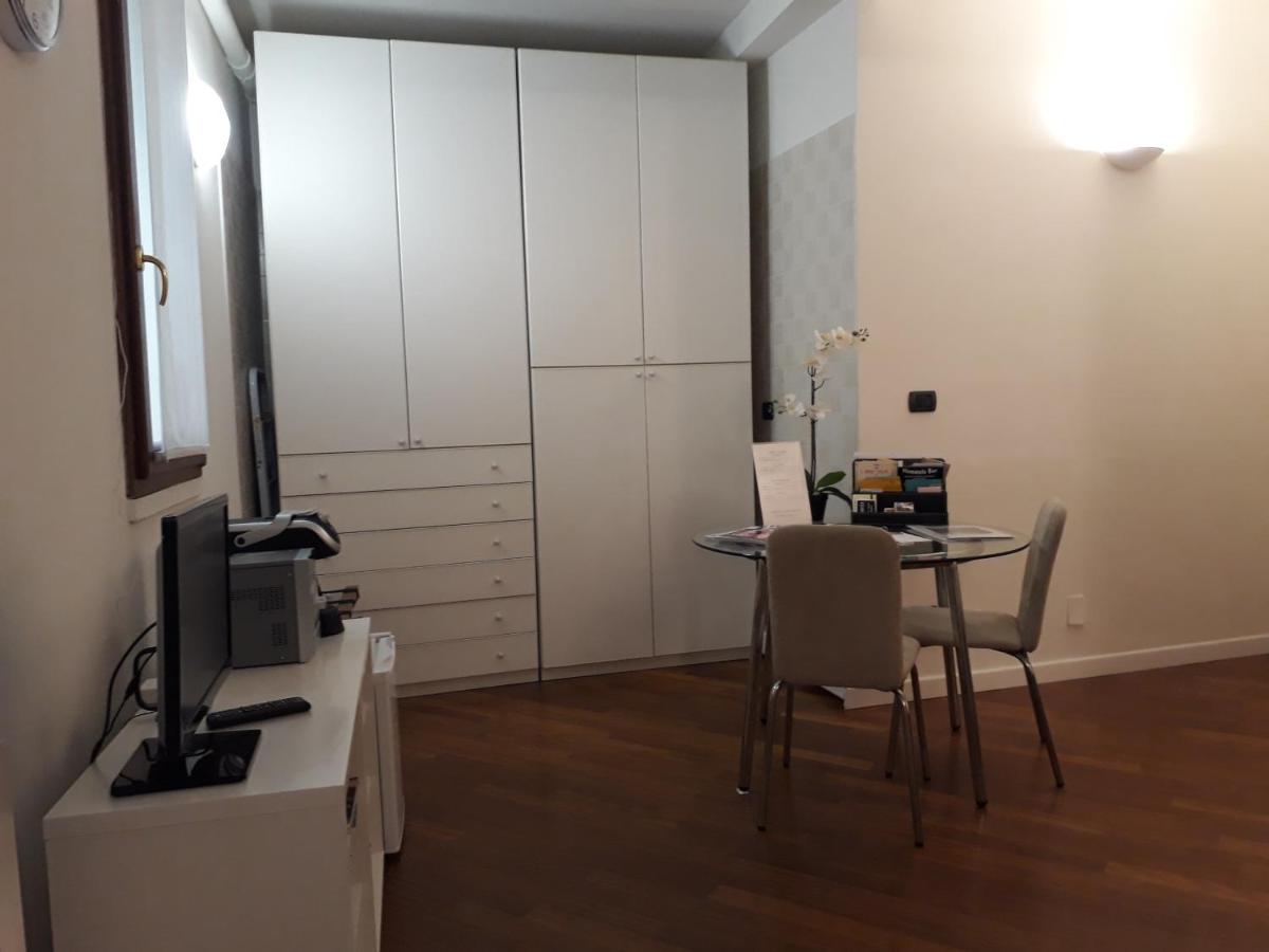 Suite del Borgo - Affittacamere - Guest house - Housity