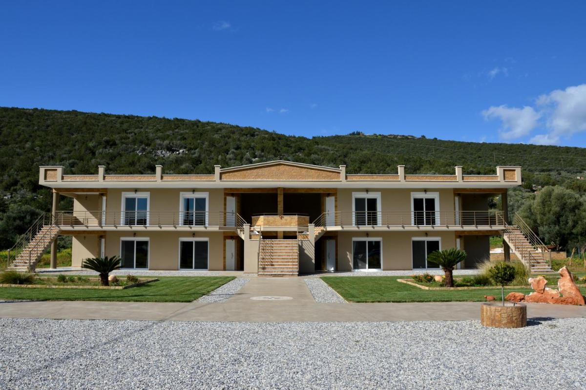 Marathon Eco Stay - Housity