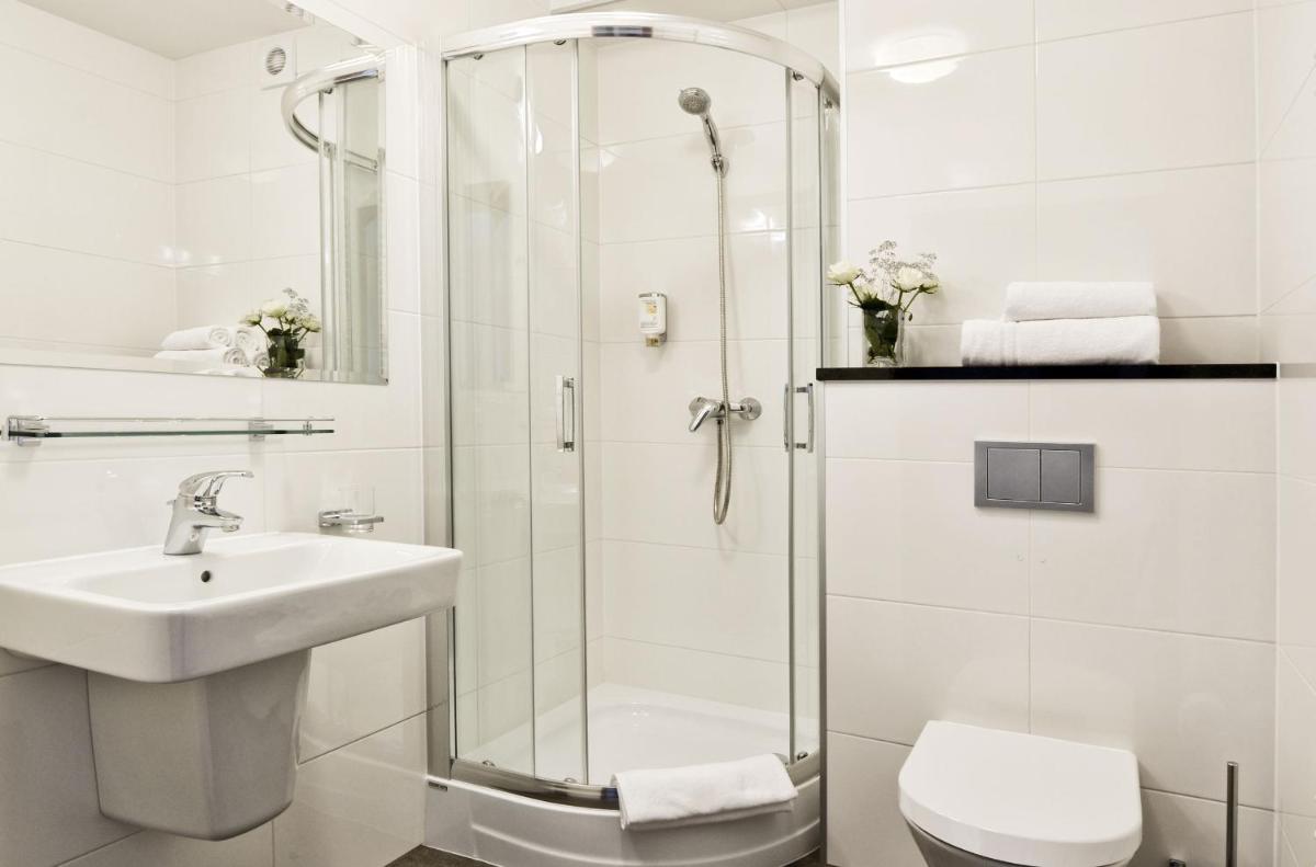 Hotel Port 110 - Housity