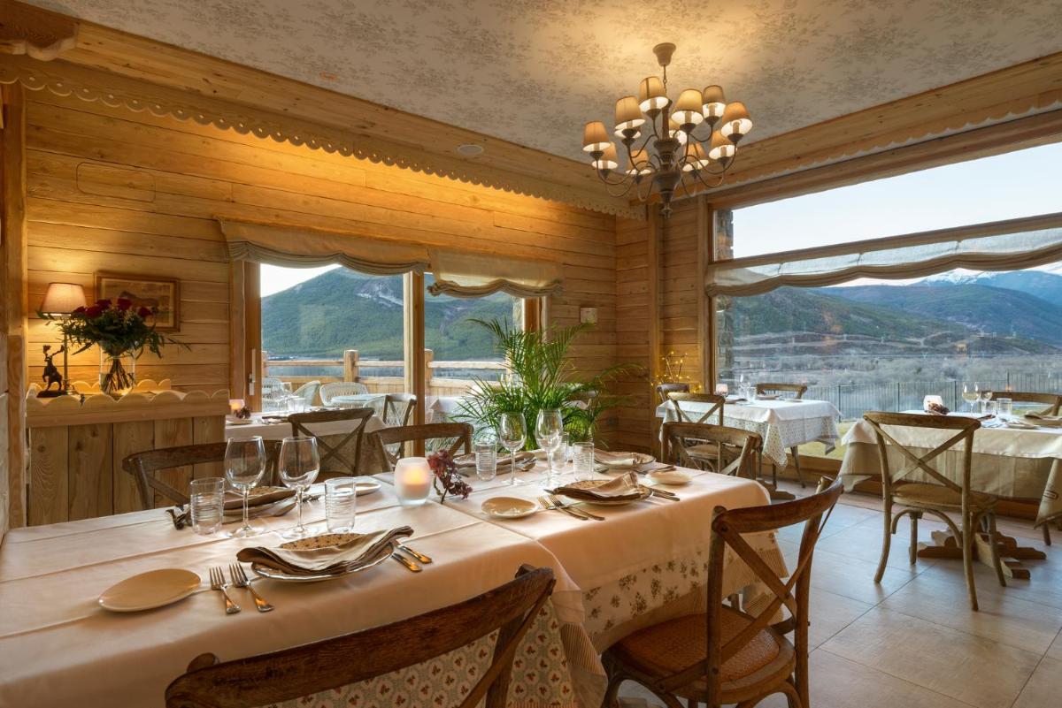 Hotel Viñas de Lárrede - Housity