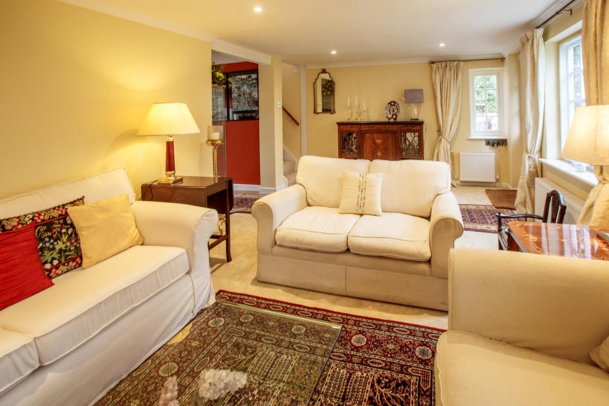 Jasmine Cottage - Housity