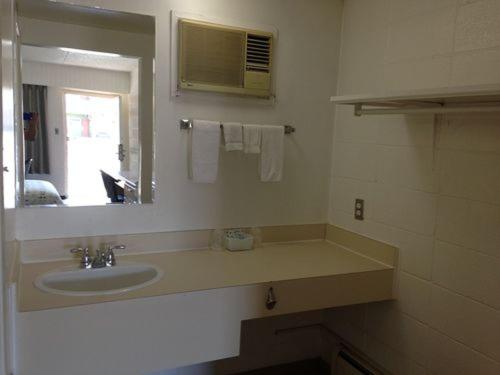 Silver Crest Lodge - Housity