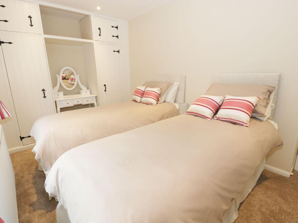 Hillside Cottage - Housity