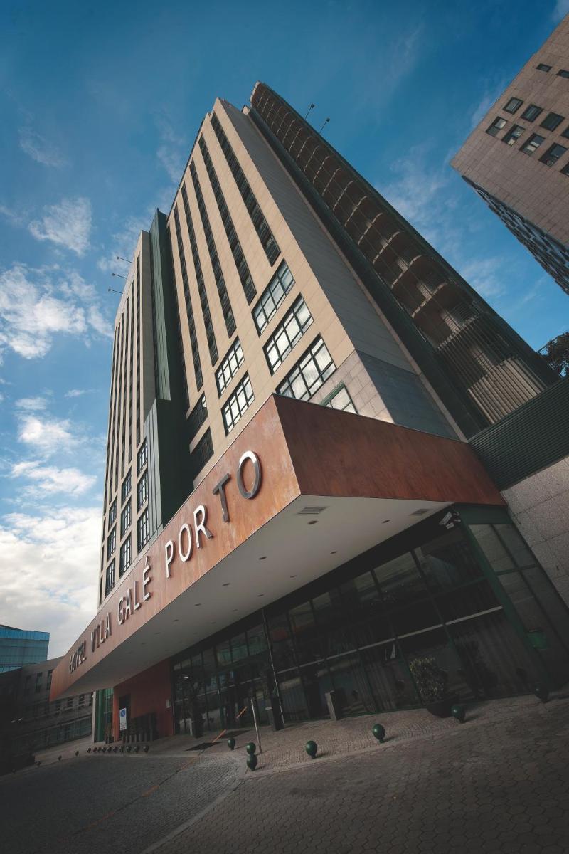 O edifício onde o hotel está situado