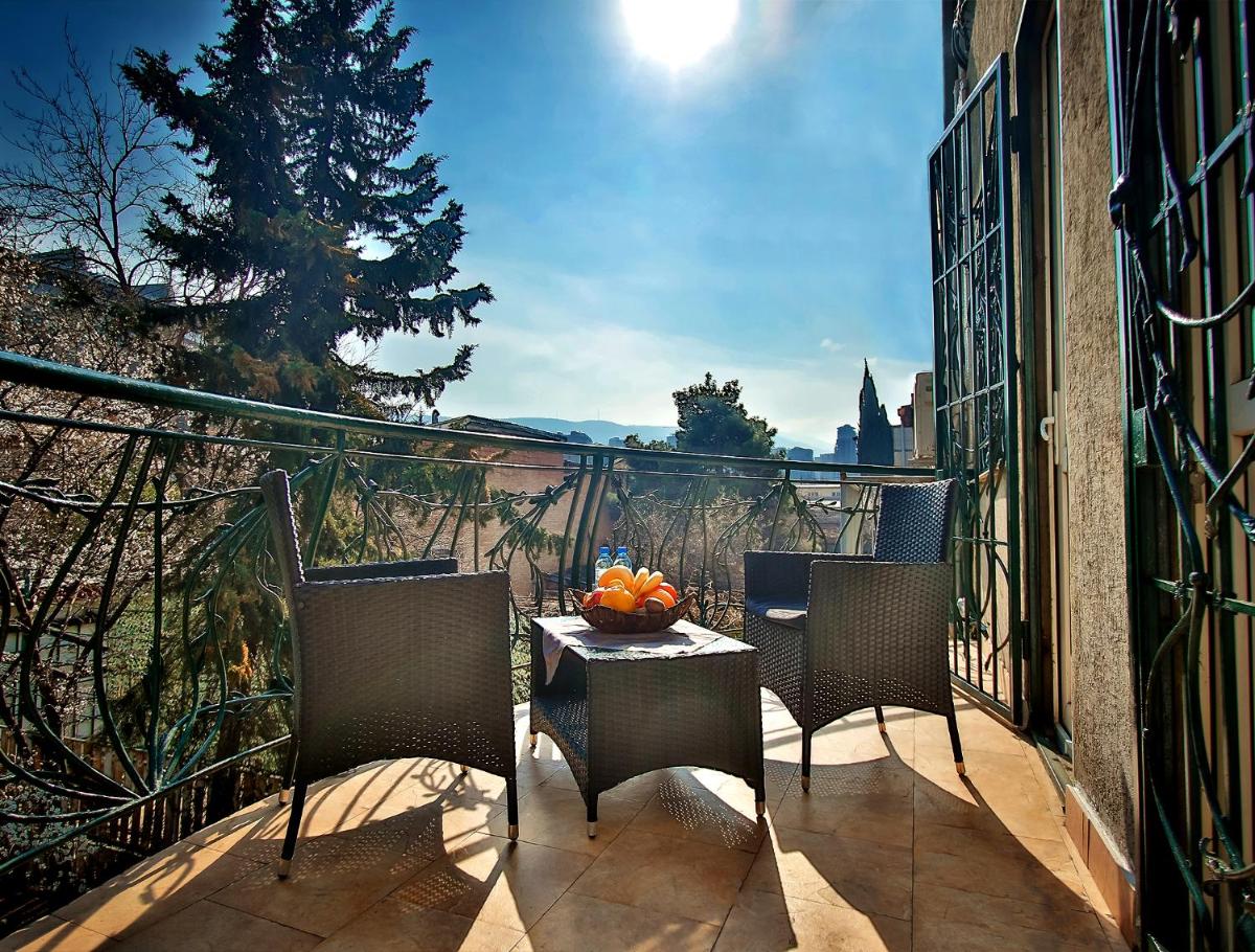 Hotel Toma's House - Housity