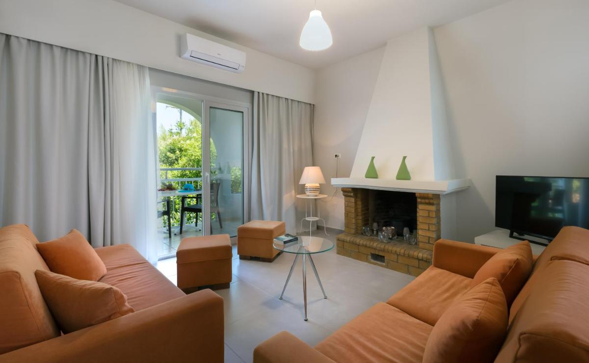 Acharavi Beach Hotel - Housity