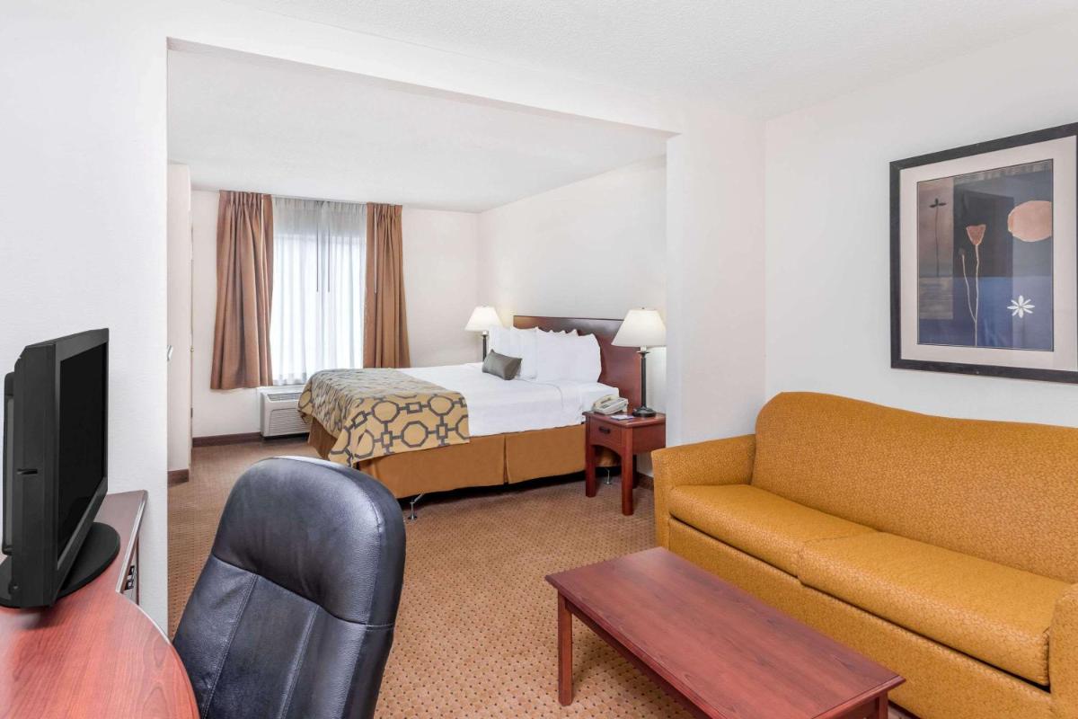 Baymont by Wyndham Cartersville - Housity