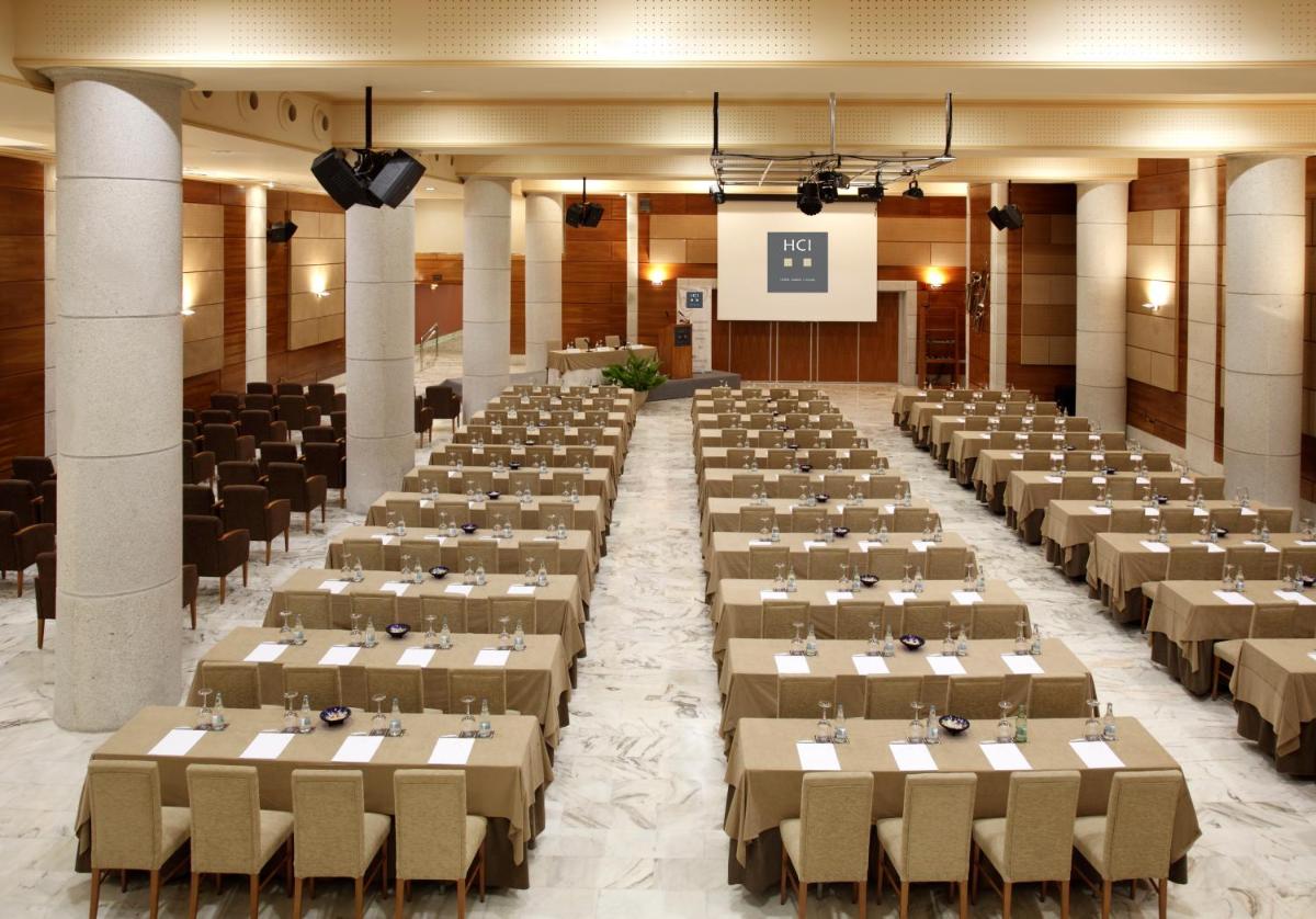 Zona business o sala de conferencias en Hotel Carlos I Silgar
